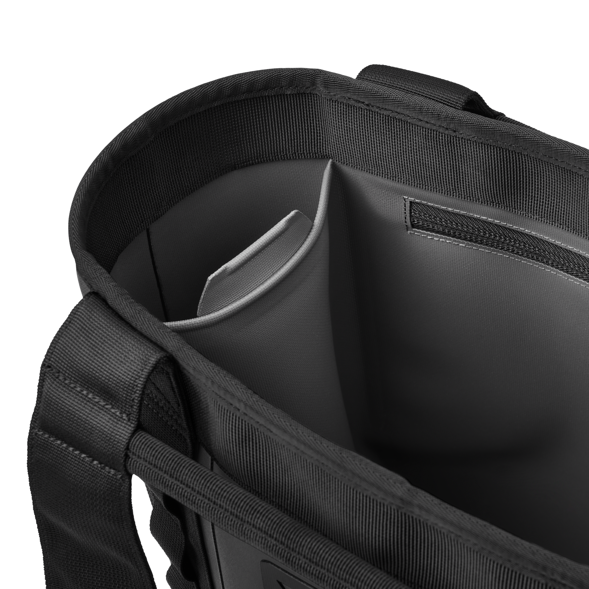 YETI Camino® 20-carryall Zwart