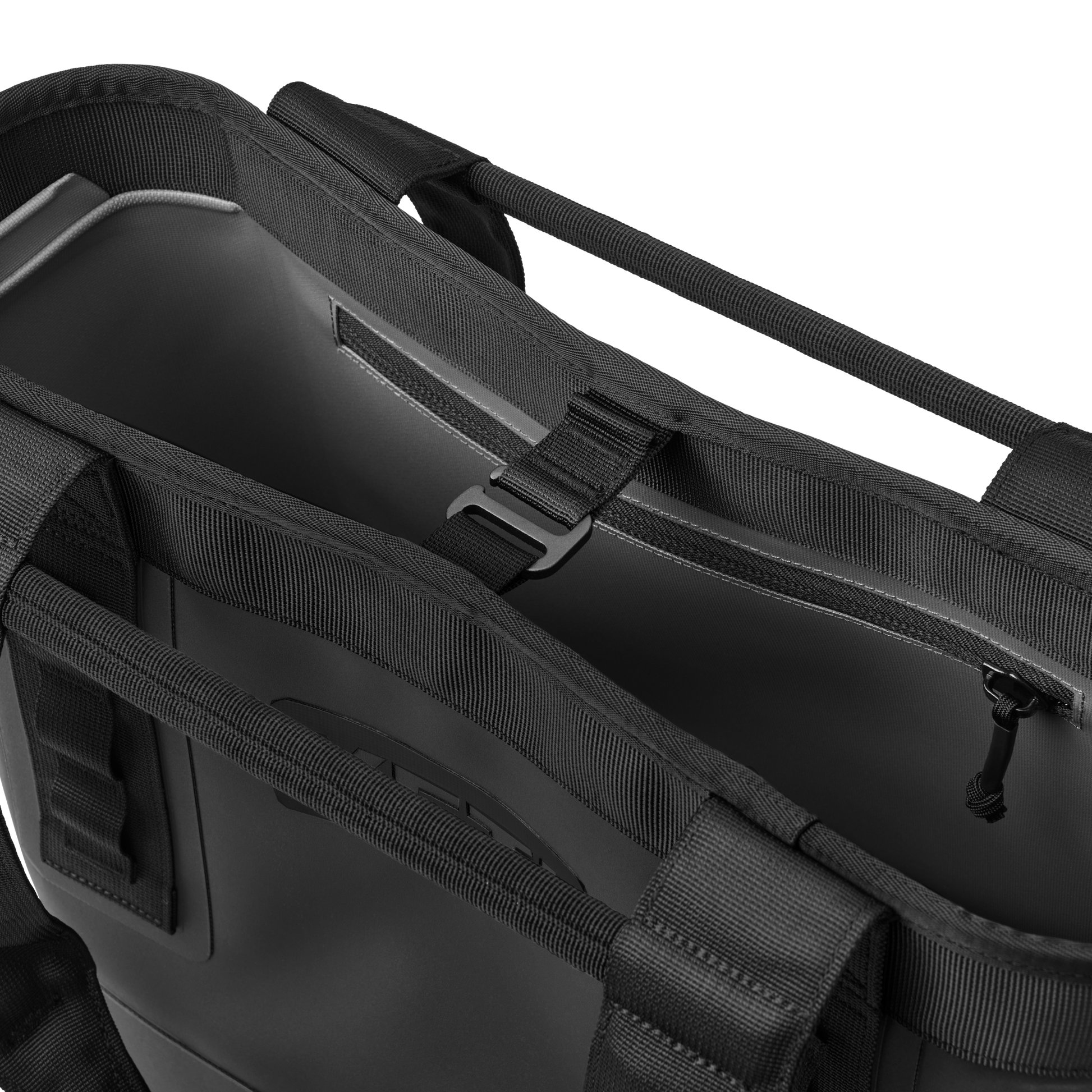 YETI Camino® 20-carryall Zwart