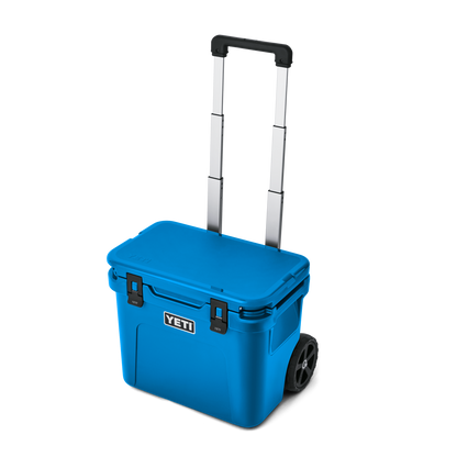 YETI Roadie® 32 Wheeled Cooler Big Wave Blue