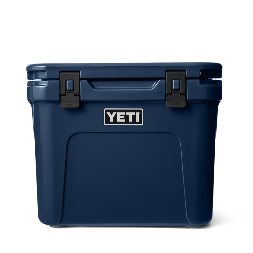 YETI Roadie® 32 koeler op wielen Navy