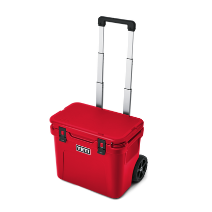 YETI Roadie® 32 koeler op wielen Rescue Red