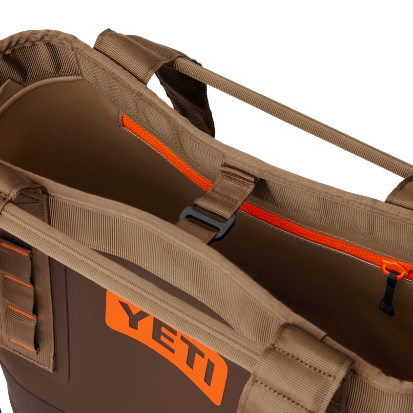 YETI Camino® 20-carryall Wetlands Brown