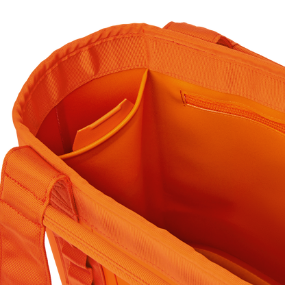 YETI Camino® 20-carryall King Crab